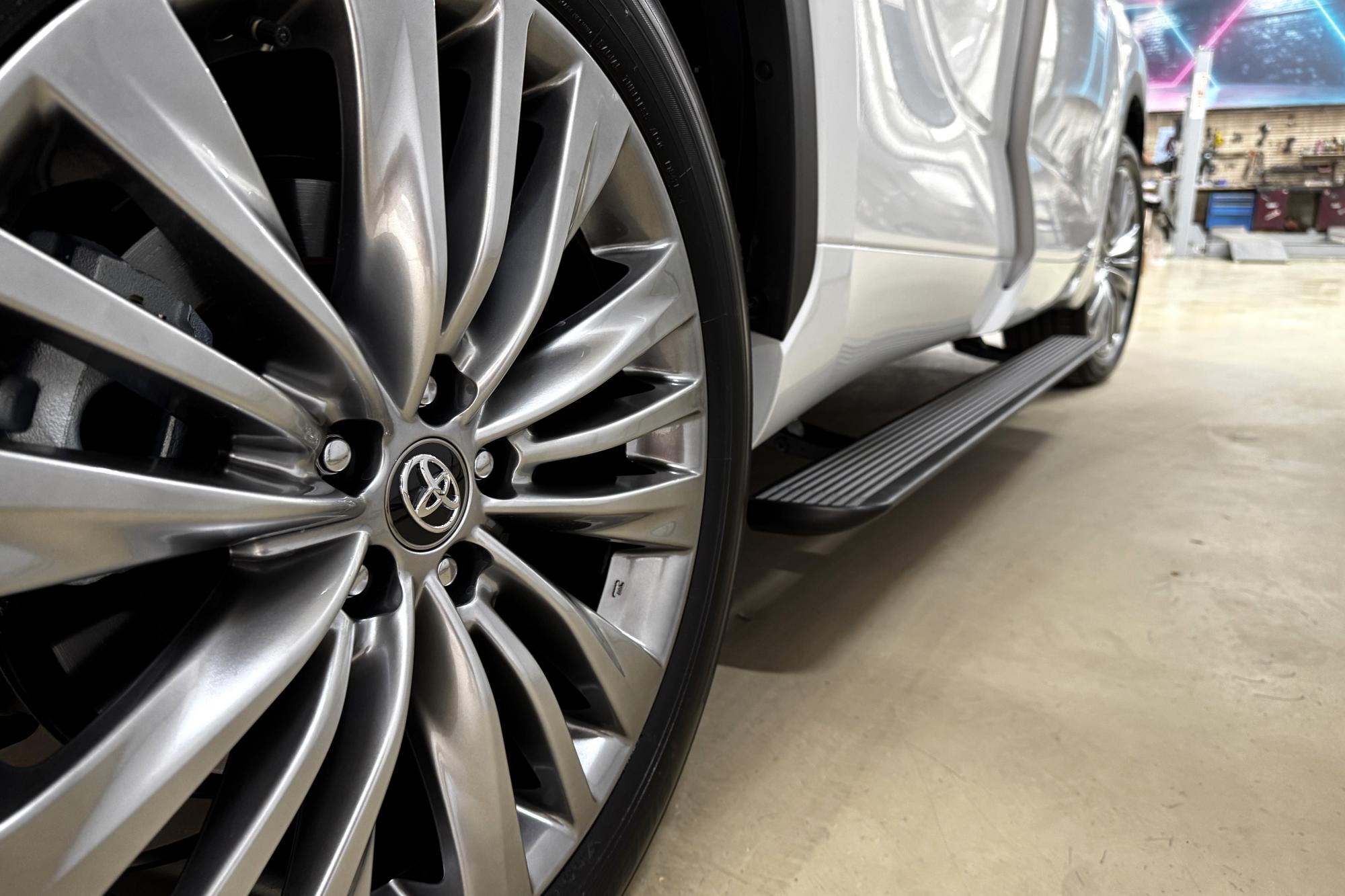 Пороги электрические ATS Toyota Highlander U70 2019+ | Компания ATS-Tuning