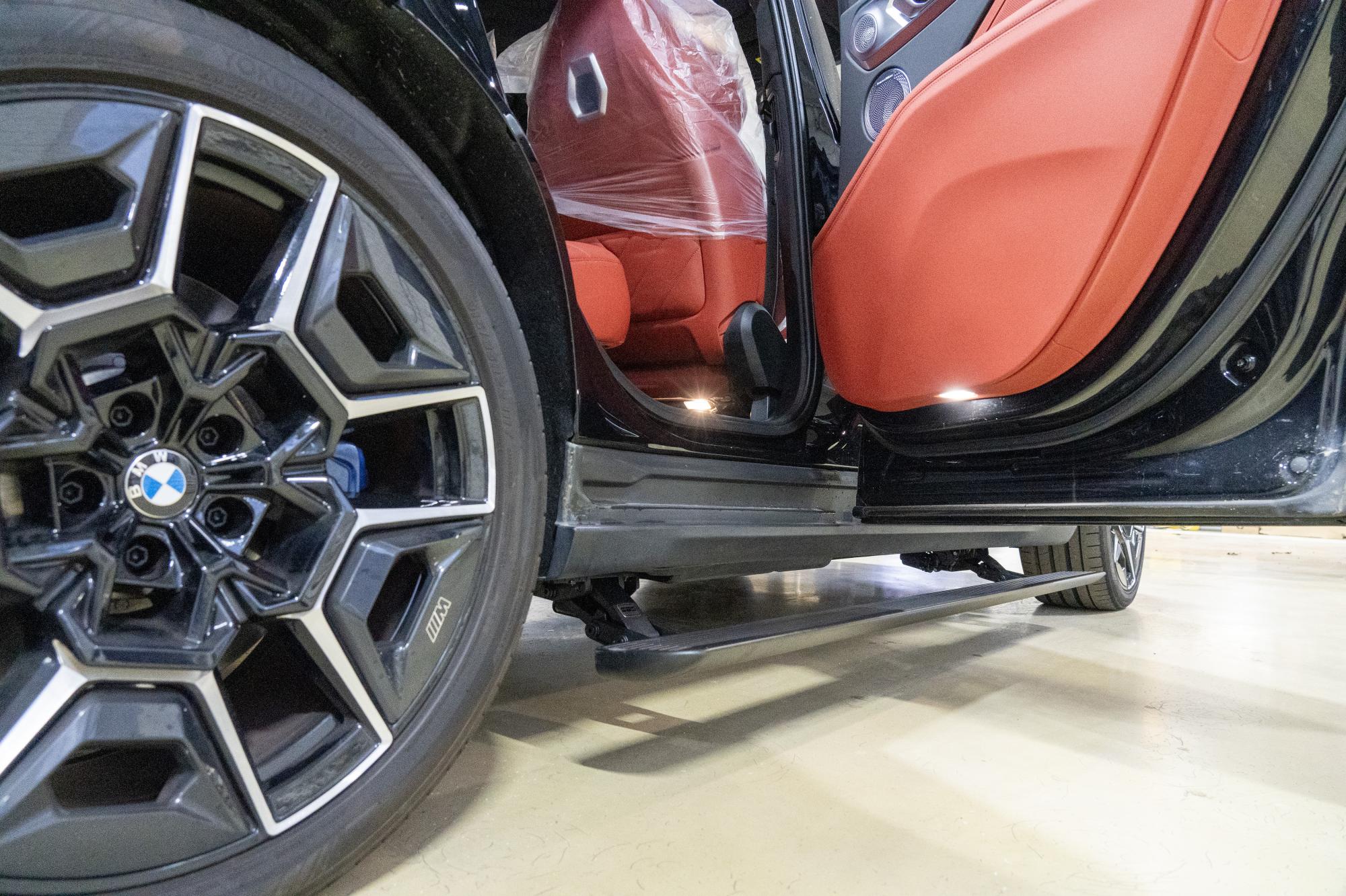 Пороги электрические ATS BMW XM (2022-2024) | Компания ATS-Tuning